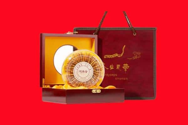 收购资讯:广德市回收冬虫夏草是按克吗
